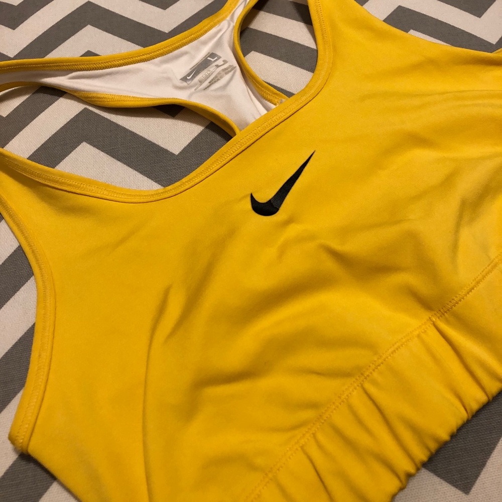 Nike FITDRY Bra
